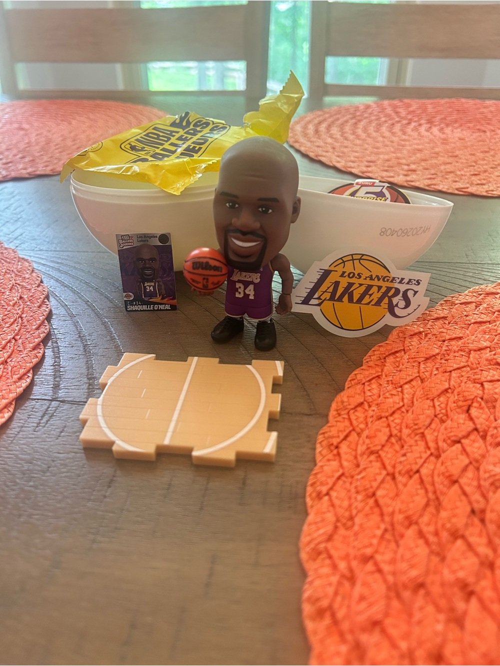 New! NBA Ballers,Los Angeles Lakers Shaquille O'Neal Mini Figure w/accessories